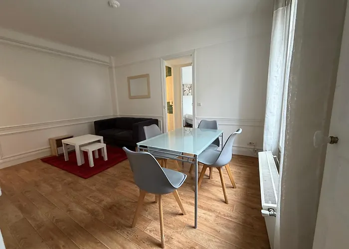 Le Marais Republique Apartmán *