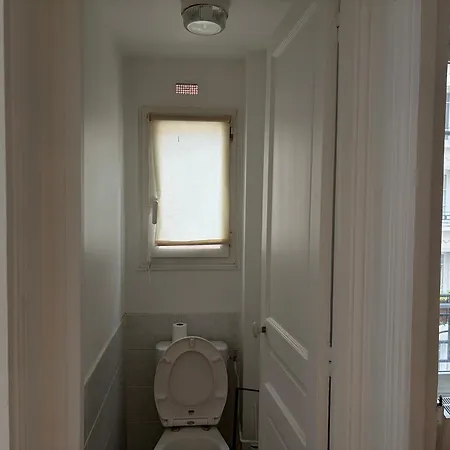 Le Marais Republique Apartman *